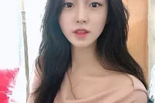 明星塌房不断娱乐圈到底怎么了？