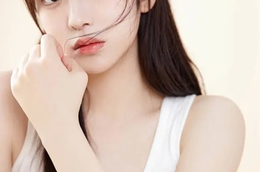 白冰偷税事件还没解决前合伙人曝光猛料婚内出轨证据确凿